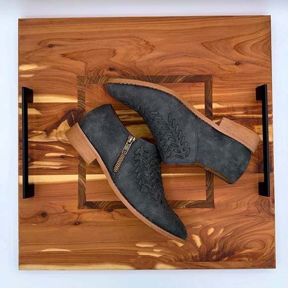 Mi.iM Shoes - mi.im Woman’s Dark Grey Boots Size 6